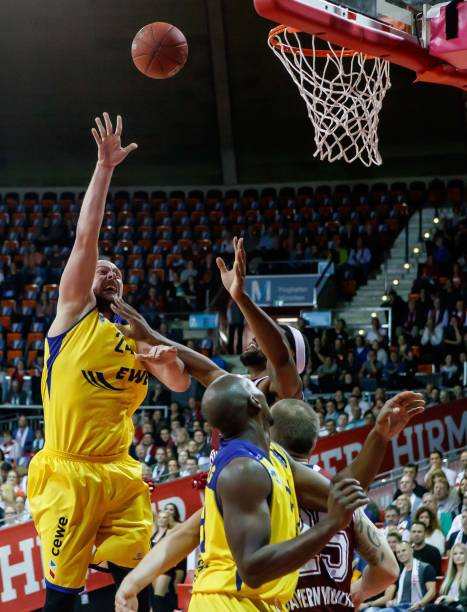 打下坚实基 打下坚实基